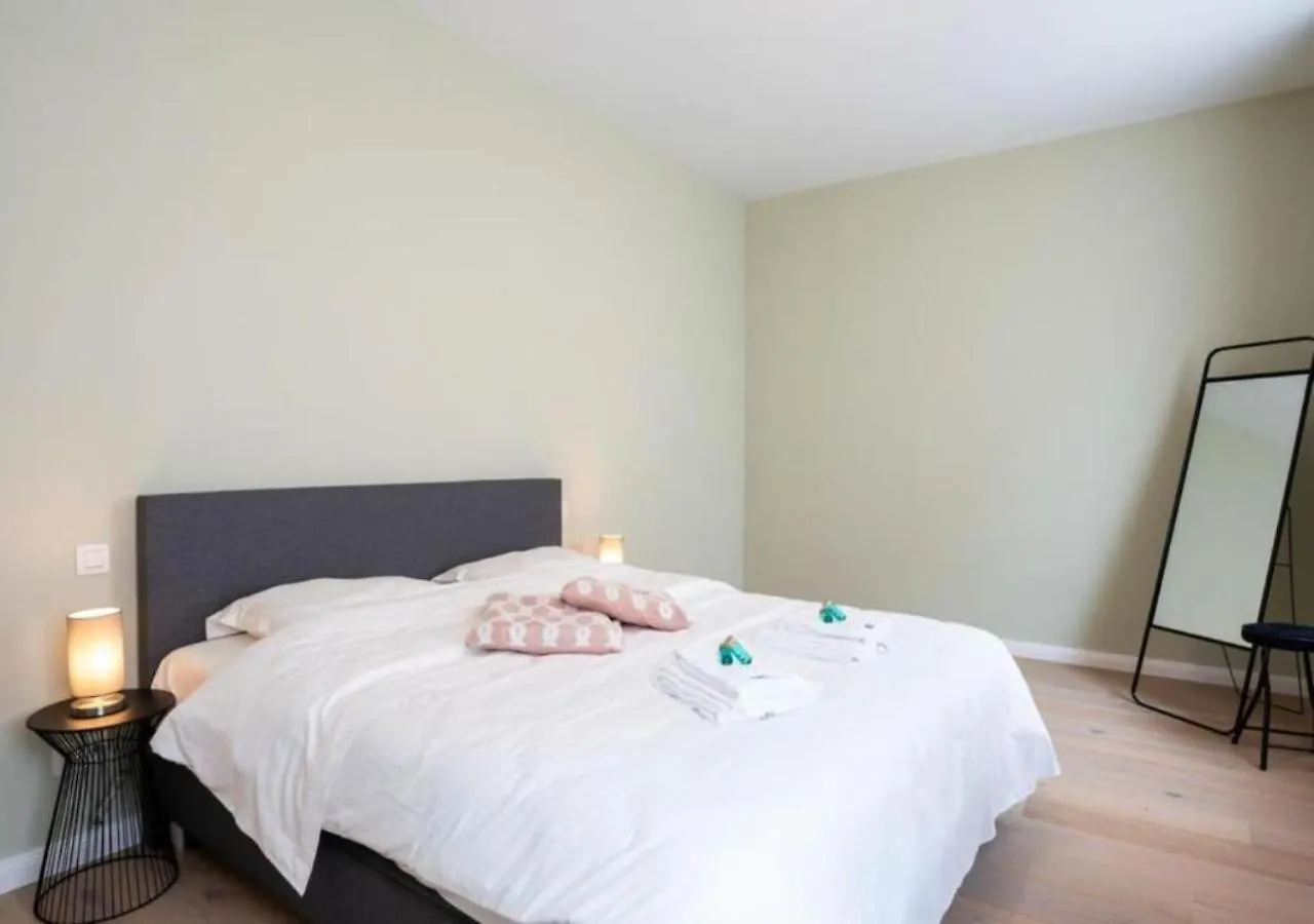 Renovated Art Deco Apartment With Vintage Elements Oostende