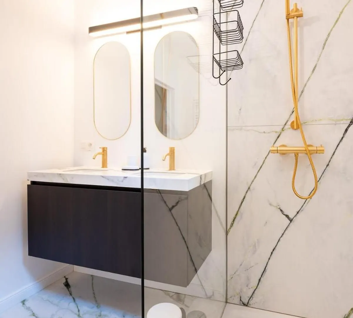 Renovated Art Deco Apartment With Vintage Elements Oostende