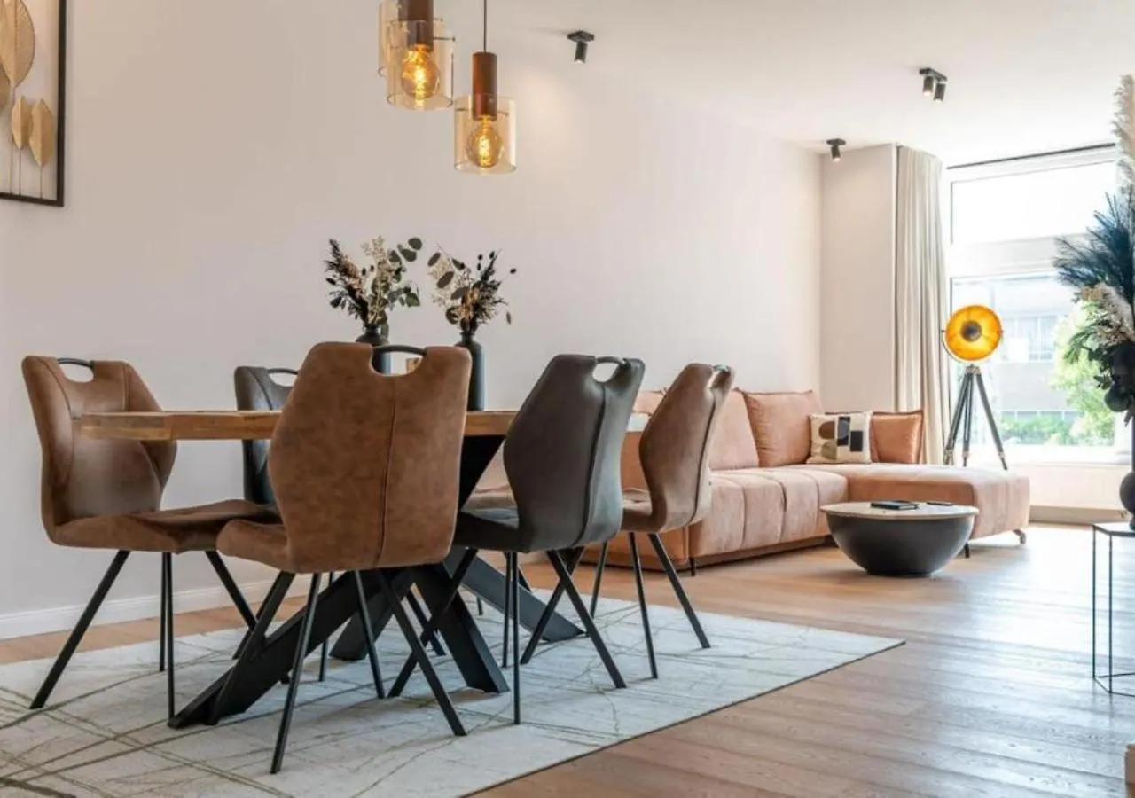Renovated Art Deco Apartment With Vintage Elements Oostende Belgien